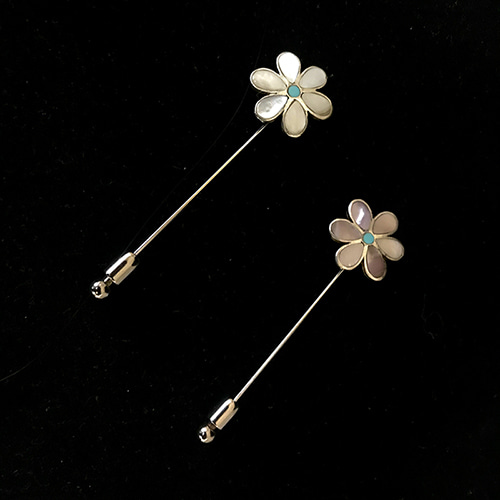 Mother Of Pearl Flower Boutonnier